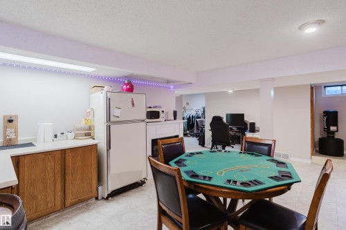 15256 122 Street Nw, Edmonton, AB 