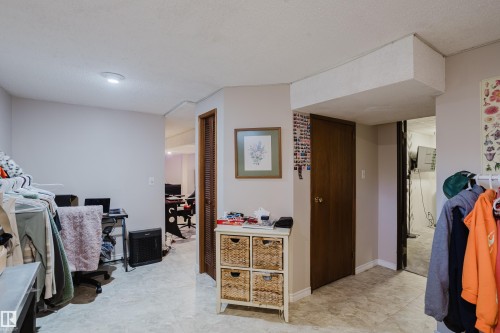 15256 122 Street Nw, Edmonton, AB 