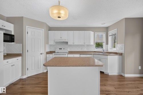 1341 Breckenridge Dr Nw, Edmonton, AB 