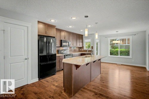 5214 Admiral Walter Hose Street Nw, Edmonton, AB 