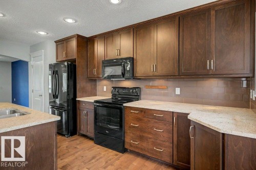 5214 Admiral Walter Hose Street Nw, Edmonton, AB 