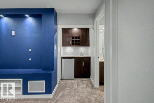 5214 Admiral Walter Hose Street Nw, Edmonton, AB 