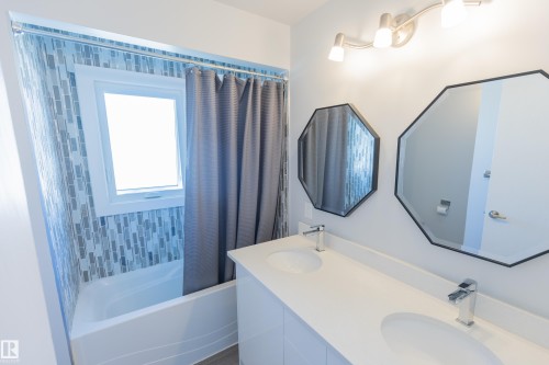 12380 132 Street Nw, Edmonton, AB 