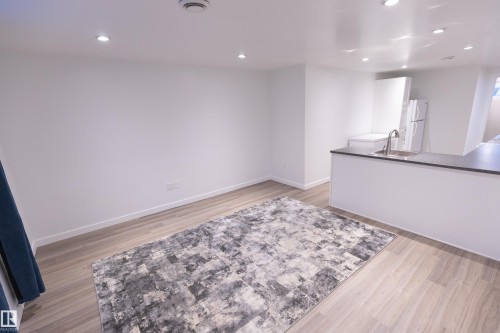 12380 132 Street Nw, Edmonton, AB 