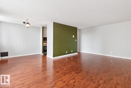 #612 11307 99 Av Nw, Edmonton, AB 