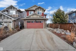 3071 CARPENTER Landing SW  Edmonton, AB T6W 2Y9