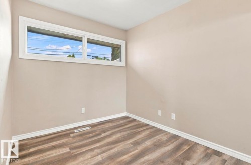 Wood-finish flooring - 15812 110A Avenue Nw, Edmonton, AB 
