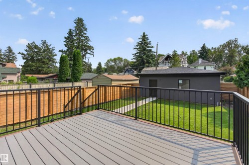 9741 90 Avenue Nw, Edmonton, AB - Outdoor