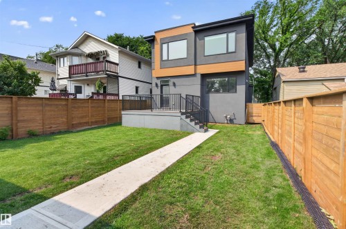 9741 90 Avenue Nw, Edmonton, AB - Outdoor