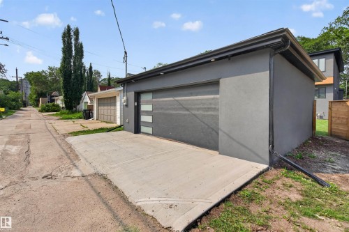 9741 90 Avenue Nw, Edmonton, AB - Outdoor