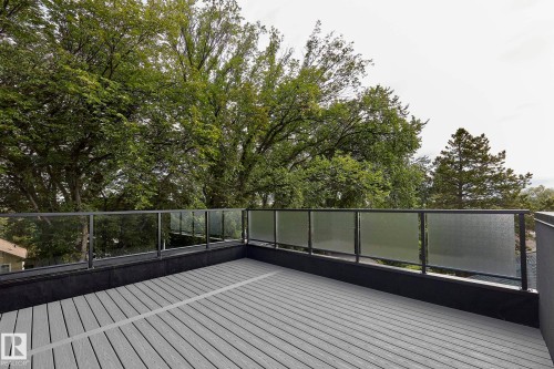 9741 90 Avenue Nw, Edmonton, AB - Outdoor