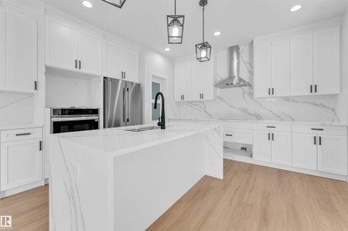 292 Fraser Way Nw Nw, Edmonton, AB 