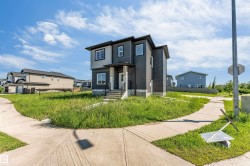 292 Fraser Way Nw NW  Edmonton, AB T5Y 6C4