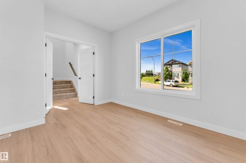 292 Fraser Way Nw Nw, Edmonton, AB 