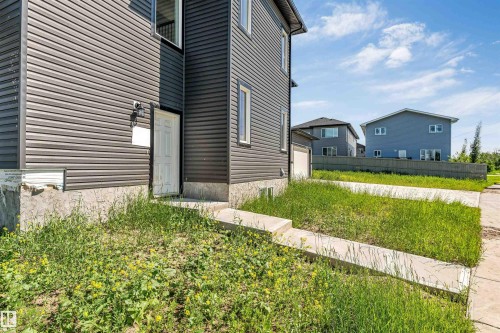292 Fraser Way Nw Nw, Edmonton, AB 