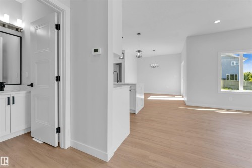 292 Fraser Way Nw Nw, Edmonton, AB 