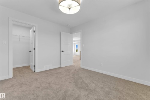 292 Fraser Way Nw Nw, Edmonton, AB 