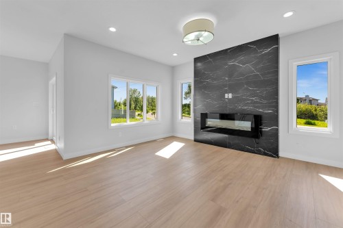 292 Fraser Way Nw Nw, Edmonton, AB 