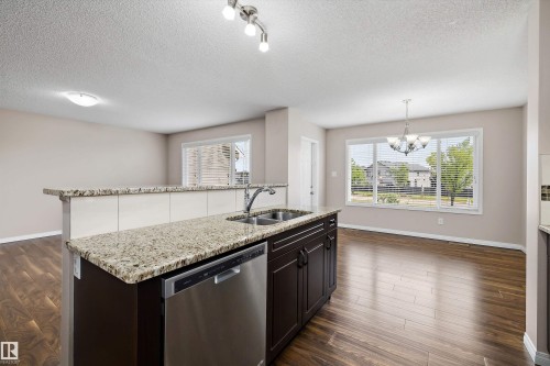 4020 166 Avenue Nw, Edmonton, AB 