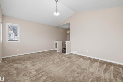 4020 166 Avenue Nw, Edmonton, AB 