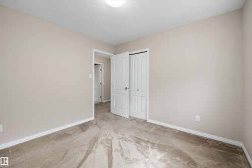 4020 166 Avenue Nw, Edmonton, AB 