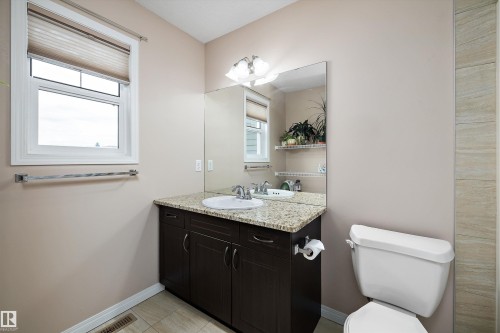 4020 166 Avenue Nw, Edmonton, AB 