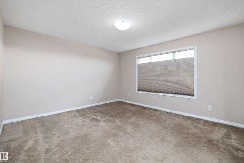 4020 166 Avenue Nw, Edmonton, AB 