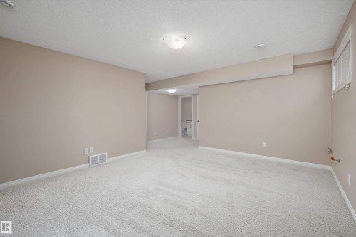 4020 166 Avenue Nw, Edmonton, AB 