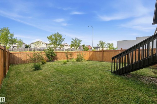 4020 166 Avenue Nw, Edmonton, AB 