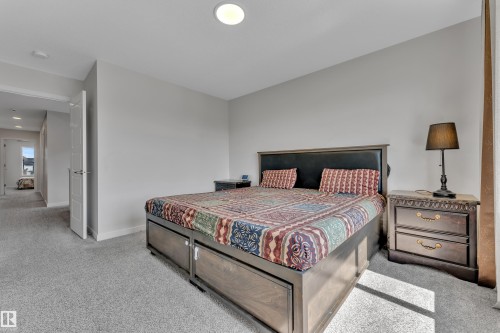 4855 Hawthorn Bend Sw, Edmonton, AB 