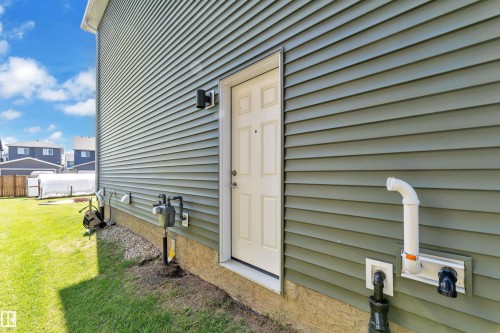 4855 Hawthorn Bend Sw, Edmonton, AB 