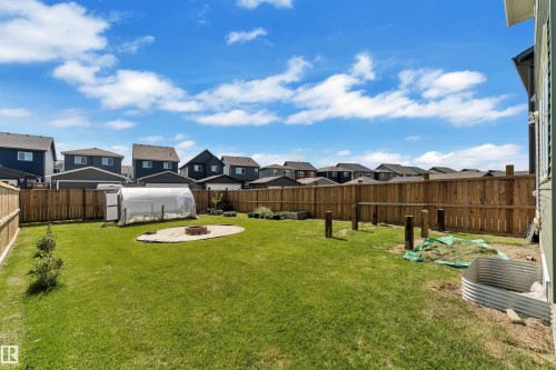 4855 Hawthorn Bend Sw, Edmonton, AB 