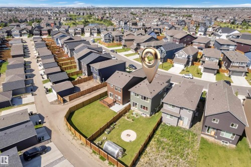 4855 Hawthorn Bend Sw, Edmonton, AB 
