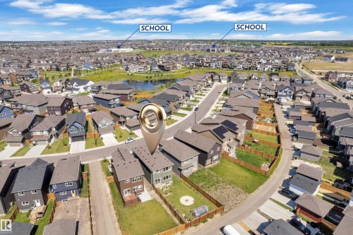 4855 Hawthorn Bend Sw, Edmonton, AB 