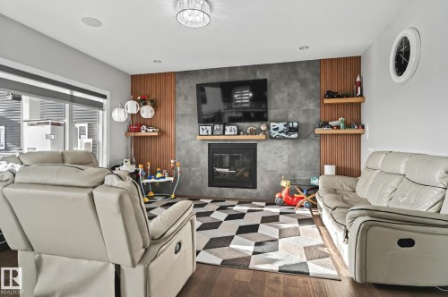 4119 7 Avenue Sw, Edmonton, AB 