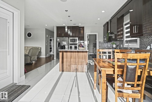 4119 7 Avenue Sw, Edmonton, AB 