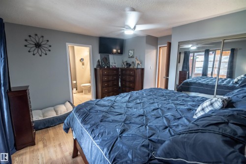 24 Glenwood Crescent, Stony Plain, AB - Indoor Photo Showing Bedroom