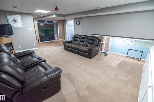 24 Glenwood Crescent, Stony Plain, AB - Indoor
