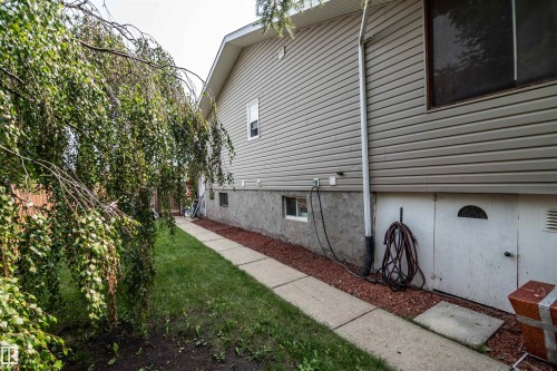 24 Glenwood Crescent, Stony Plain, AB - Outdoor