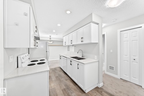 #220 11511 27 Av Nw, Edmonton, AB 