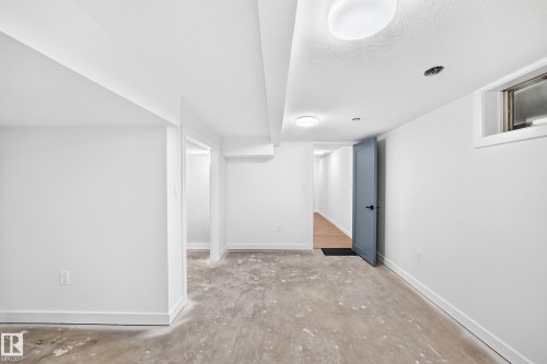 706 Burley Drive Nw, Edmonton, AB 