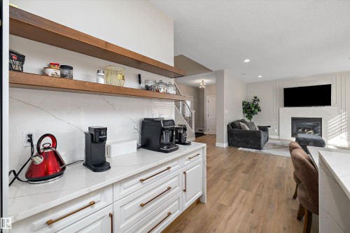 17815 111 Street Nw, Edmonton, AB 