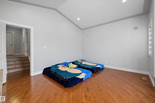17815 111 Street Nw, Edmonton, AB 