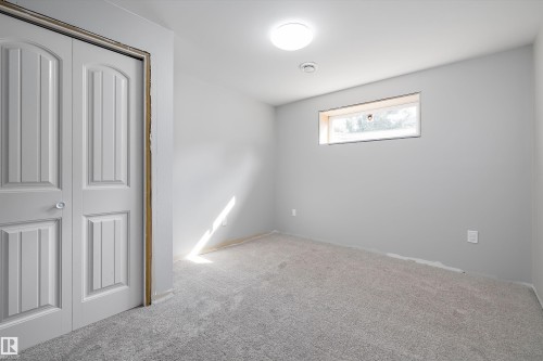 17815 111 Street Nw, Edmonton, AB 