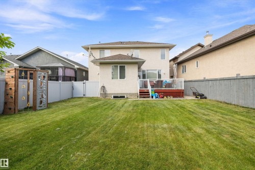 17815 111 Street Nw, Edmonton, AB 