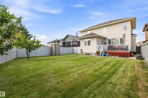17815 111 Street Nw, Edmonton, AB 