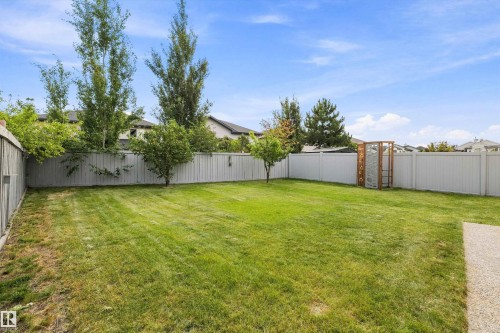 17815 111 Street Nw, Edmonton, AB 