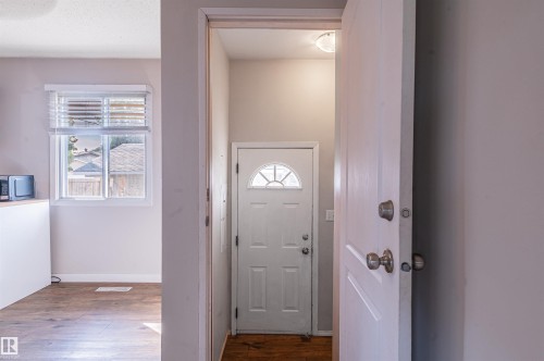 5207 103 Avenue Nw, Edmonton, AB 