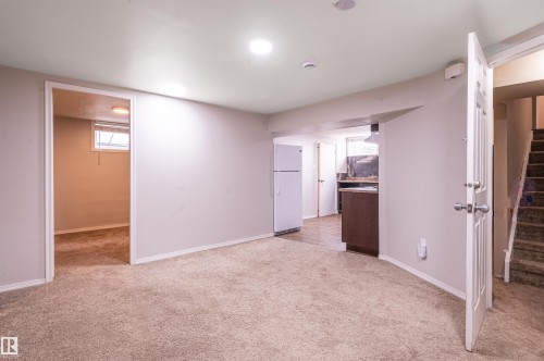5207 103 Avenue Nw, Edmonton, AB 