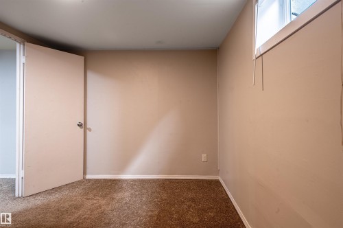5207 103 Avenue Nw, Edmonton, AB 